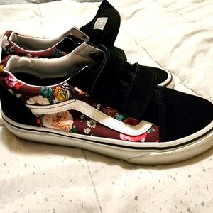 GIRLS VANS SNEAKERS